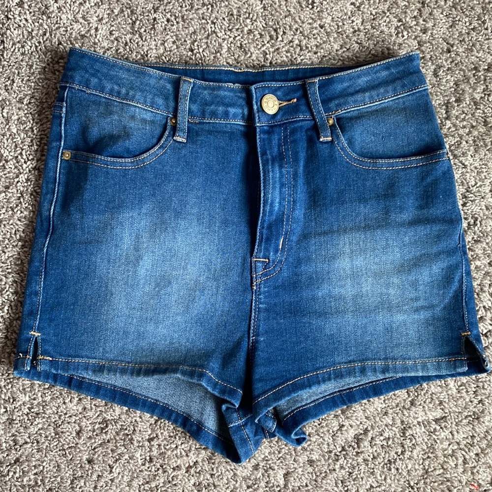 BDG (Urban Outfitters) Super High Rise Spade Pin Up Short